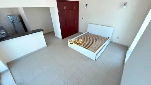 SPACIOUS STUDIO | VACANT | WITH BALCONY