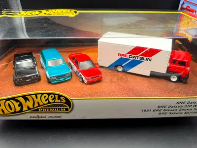 Hot Wheels Premium BRE Datsun Collector Set - 4 Cars + Trailer, Mint in Box