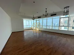 Prime location 4bedroom penthouse with balcony