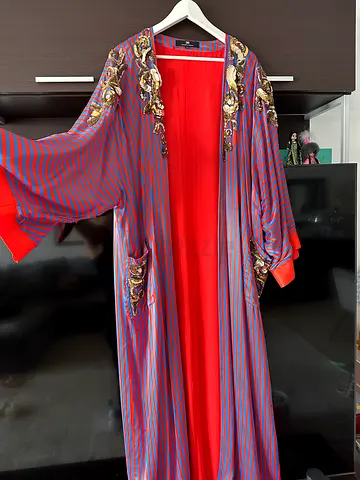 Elisabetta Franchi size M/L 450dhs
