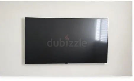 Samsung 65 AU7000 Crystal UHD 4K Smart TV | Excellent Condition | Original Box