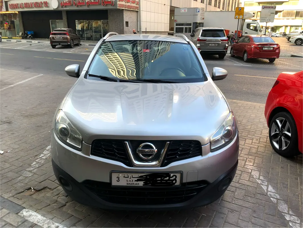 Nissan Qashqai 2013 — photo 1 of 4