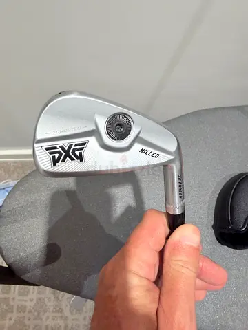 PXG 0317T 4 iron - Fujikura Axiom shaft
