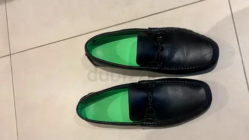 Hermes original black leather mens loafers - very lightly used (44.5 size)