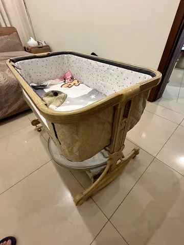 Bonfino Regal Crib  Bedside Bassinet