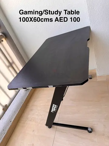 Gaming / Study Table 100x60 cm — Black, Lightly Used