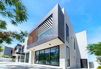 Luxury Villa | Fully Upgraded | Spacious layout