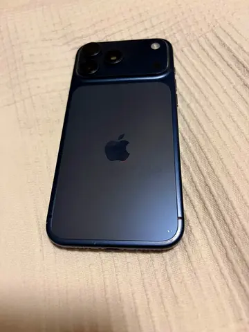 iPhone 17 Pro Max with AC+