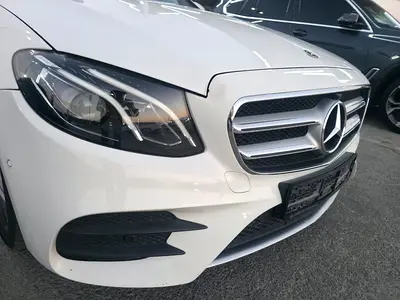 2019 Mercedes-BENZ E-CLASS photo 4