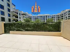 Huge Terrace | Direct Pool Access | Splendid one Bedroom