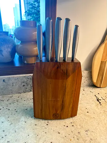 6-Piece Stainless Steel Knife Set with Wooden Block (Like New)