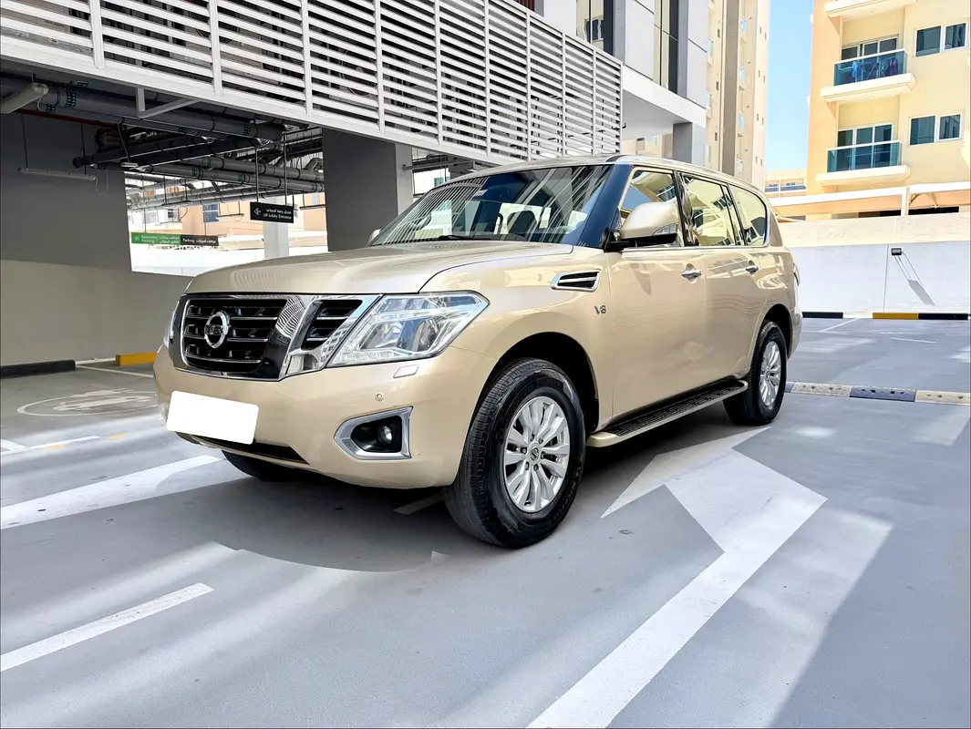 Nissan Patrol 2015 — photo 1 of 20