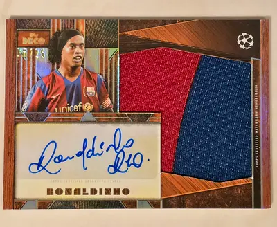 Ronaldinho Match-Worn Patch Card with Autograph 6/25 (FC Barcelona) Topps Deco