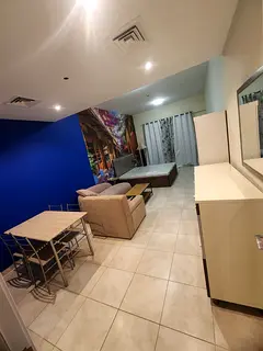Luxury mastar room available mankool