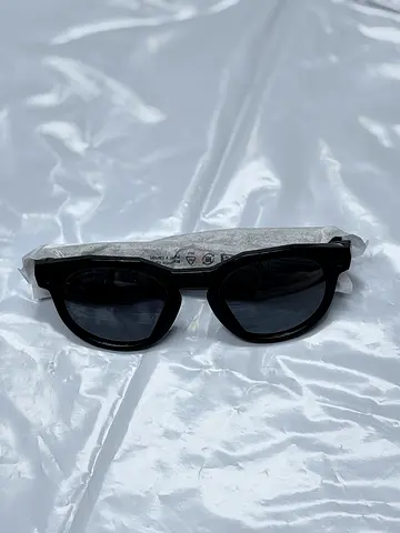 Meta oakley sunglasses