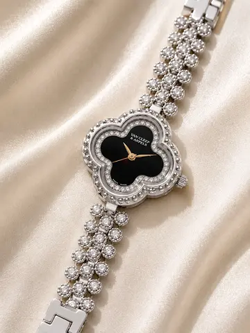 Van Cleef  Arpels Alhambra Ladies Watch