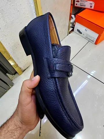 Men shoe