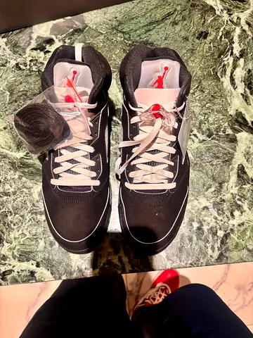Jordan 5 Black Metallic - Size US11 - Brand New with Tags
