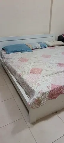 180x200 White Wooden Double Bed Frame with Headboard - Good Condition