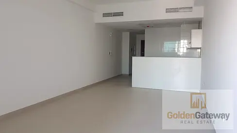 Large Studio | Tenanted | Best Price