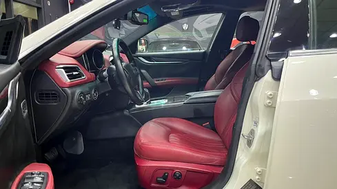 2015 Maserati GHIBLI photo 11