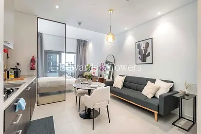 Fully Furnished | Well Maintained | Modern Studio