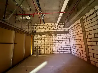 Spacious I I Prime Retail I Best Offer