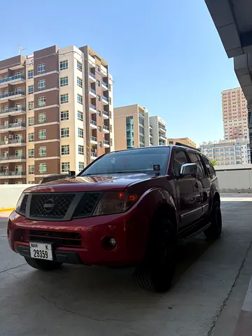 Nissan Pathfinder LE 2012 GCC Specs