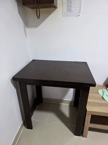 Wooden Table for sell in Al Nahda shj