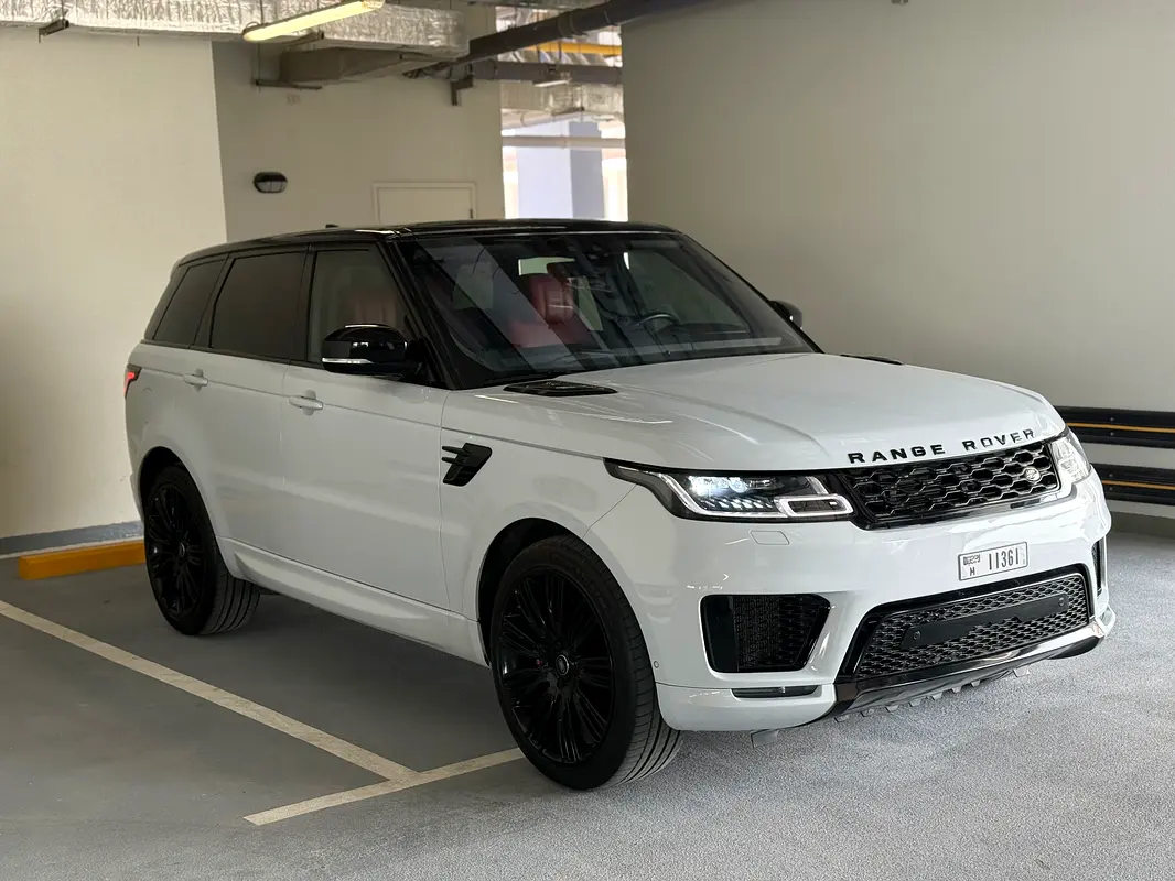 Land Rover Range Rover Sport 2021 — photo 1 of 10