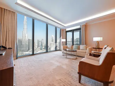 High Floor | Middle Unit | No Bills Included