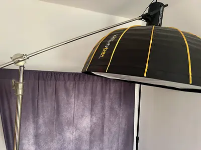 softbox with boom arm and light mount - studio lighting setup and backdrop stand