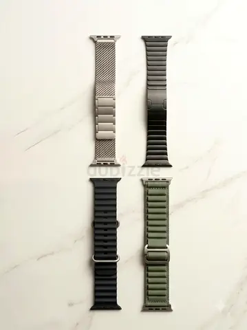 Set of 4 Apple Watch-style Straps (Black, Green, Silver)