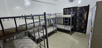 Bed space available for ladies near Burjuman metro exit 4