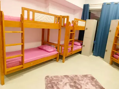 BED SPACE @ 650 lower 550 upper bed for bachelors available with attached bathroom in Al Nahda 1