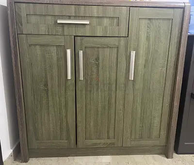 Wooden shoe cabinet With 3-Doors and Top Drawer - Oak Finish