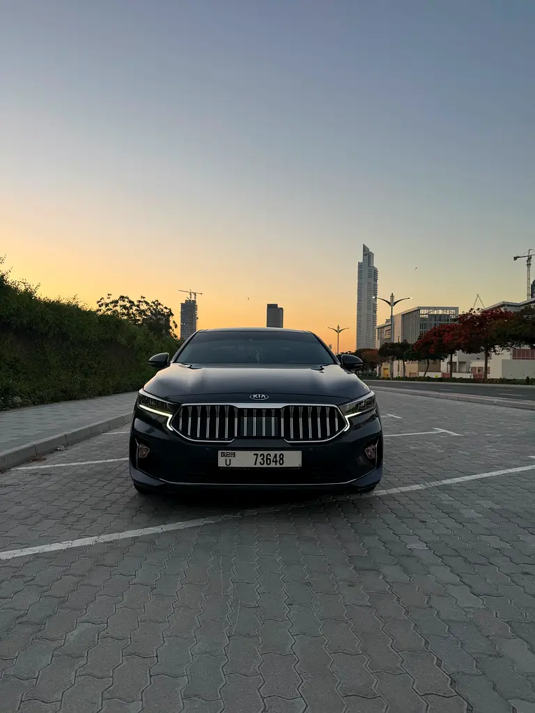 Kia Cadenza 2020 — photo 1 of 6