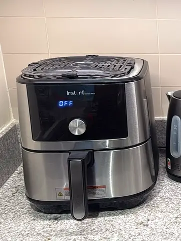 Instant airfryer