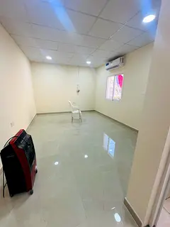 Spacious Studio available for Indian or Philipino family with private kitchen and toilet