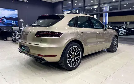 2017 Porsche MACAN 缩略图 8