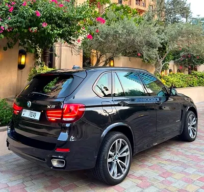 POWERFUL BLACK BMW X5 V8 •• TOP RANGE •• GCC •• AMAZING CONDITION •• LOW MILEAGE