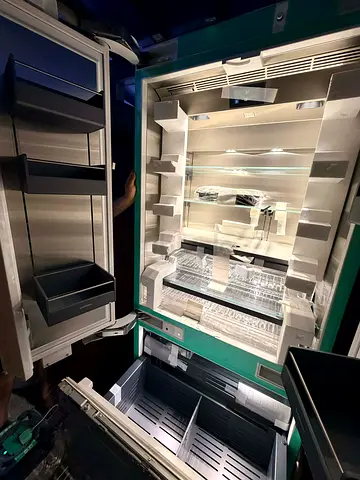 Gaggenau 400 series latest model built-in french doors bottom freezer and freezer set