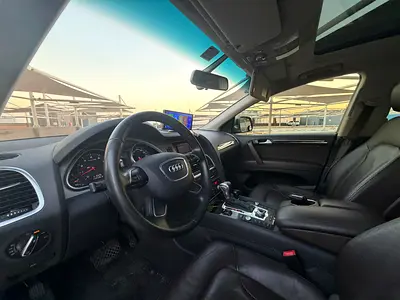 2015 AUDI Q7 — миниатюра 9