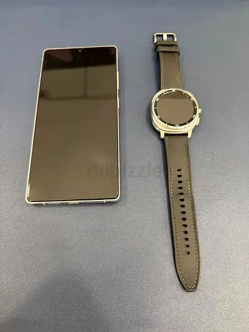 Samsung S25 Ultra 265 barely used and Samsung Galaxy watch classic Bluetooth in a superb condition.