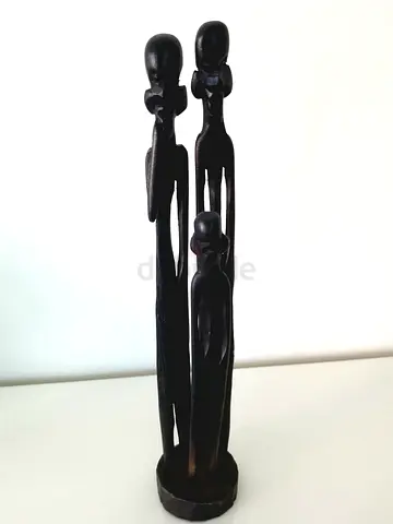 1pc African Mother, Father and Child Statue