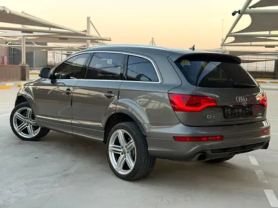 2015 AUDI Q7 — миниатюра 2