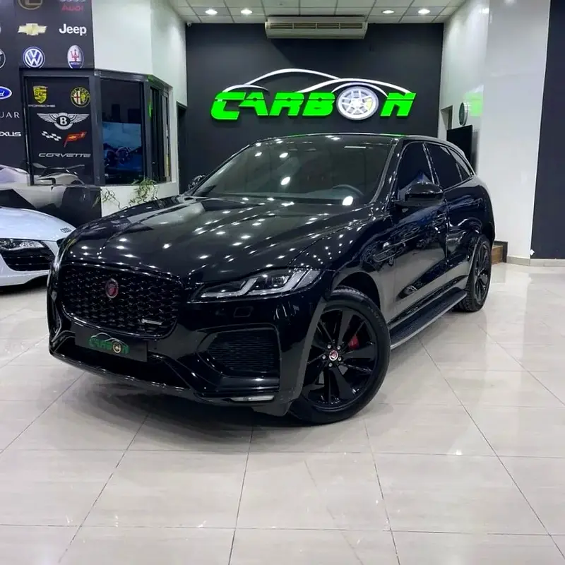 Jaguar F-Pace 2022 — photo 1 of 19