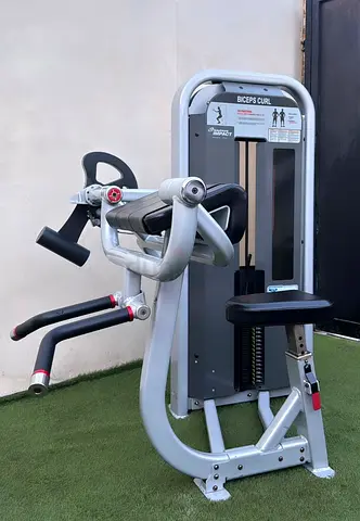 Nautilus Impact Bicep Preacher curl