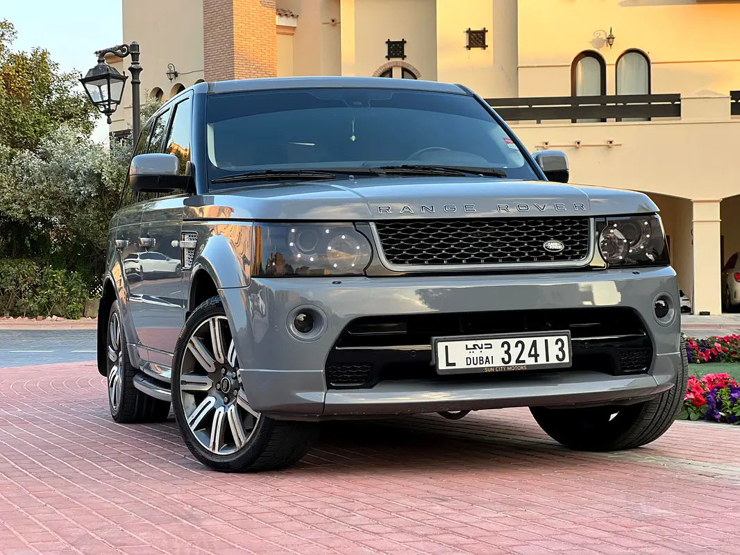Land Rover Range Rover Sport 2013 — photo 1 of 14