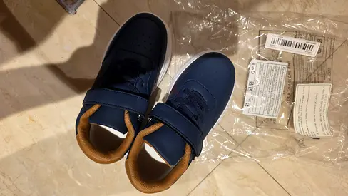 Blue children’s sneakers, new,  size 32